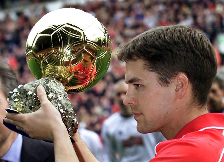 欧文：17岁时我比鲁尼更加出色 当时我比同龄球员高出几光年